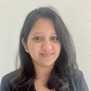 Portretfoto van masterdocent Aishwarya Aswal van de Master Engineering Systems die binnen de HAN Academie Engineering en Automotive valt. 