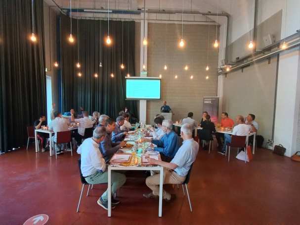 Paul Sistermans presenteerde 30 juni tijdens een flex-ontbijt op het Industriepark Kleefse Waard in Arnhem
