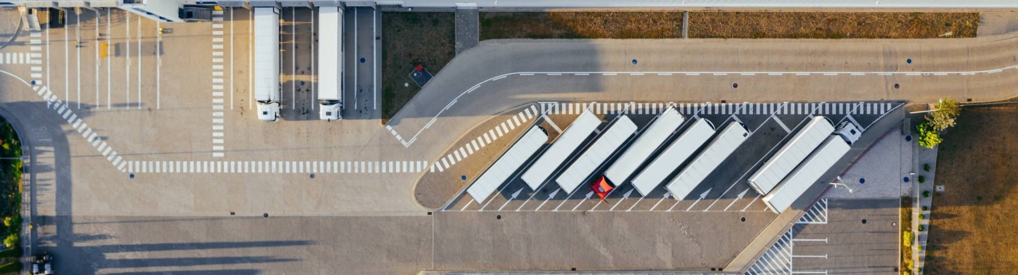 automotive logistics and truck dock 2019