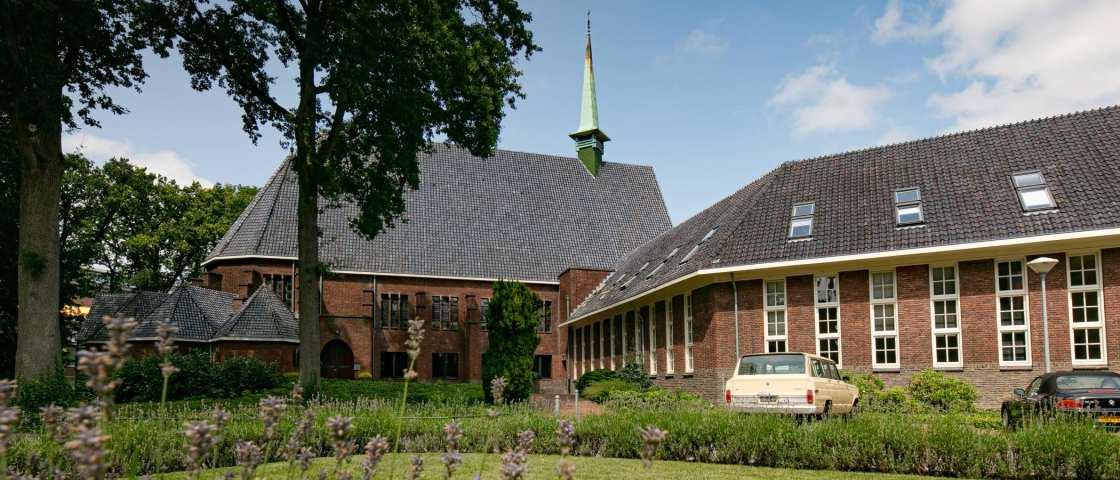 Nijmegen, Heijendaalseweg 121, zijaanzicht, oud klooster