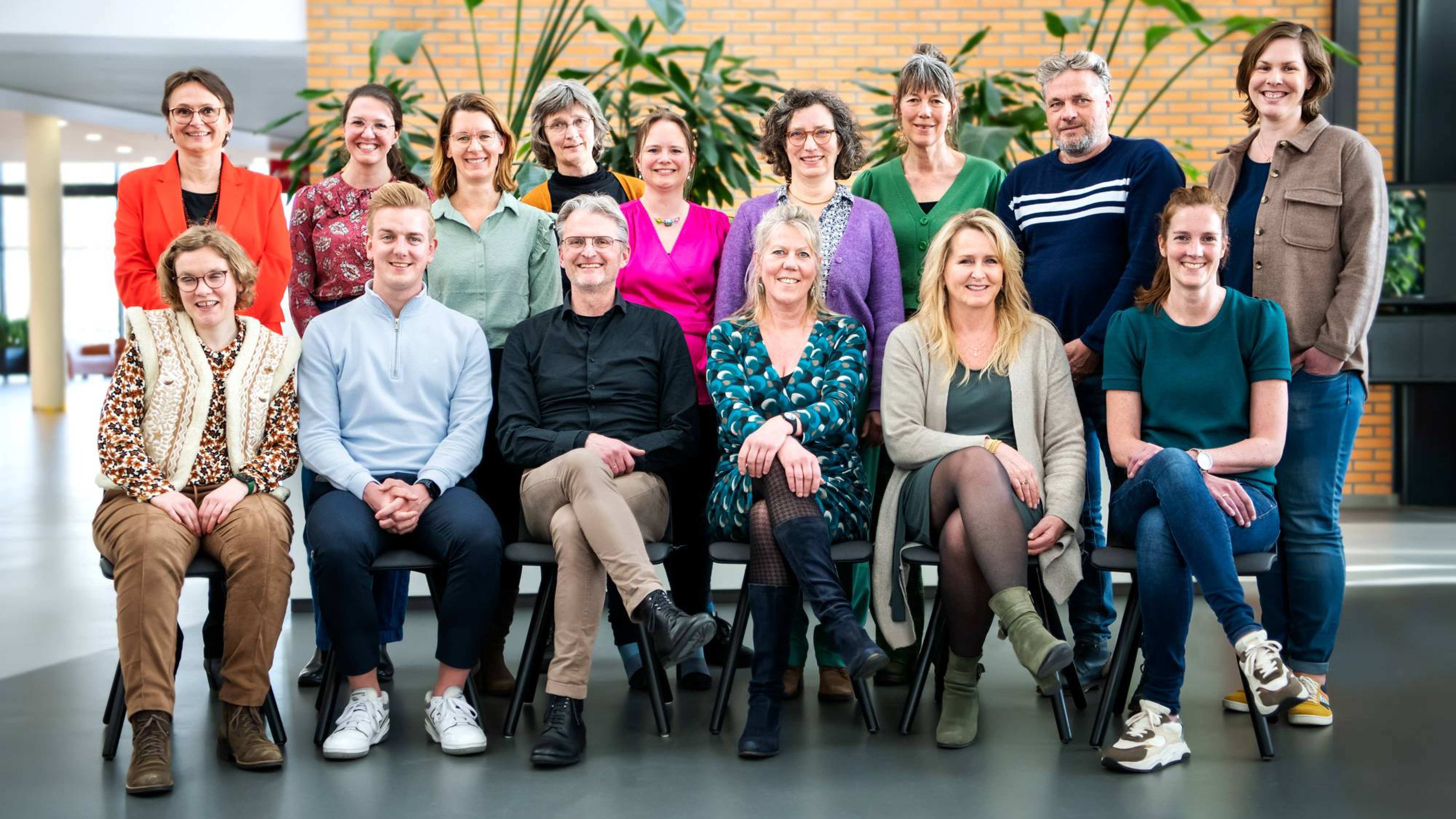 Het team van docenten, coordinatoren en ondersteuners van de master vaktherapie van de han in nijmegen