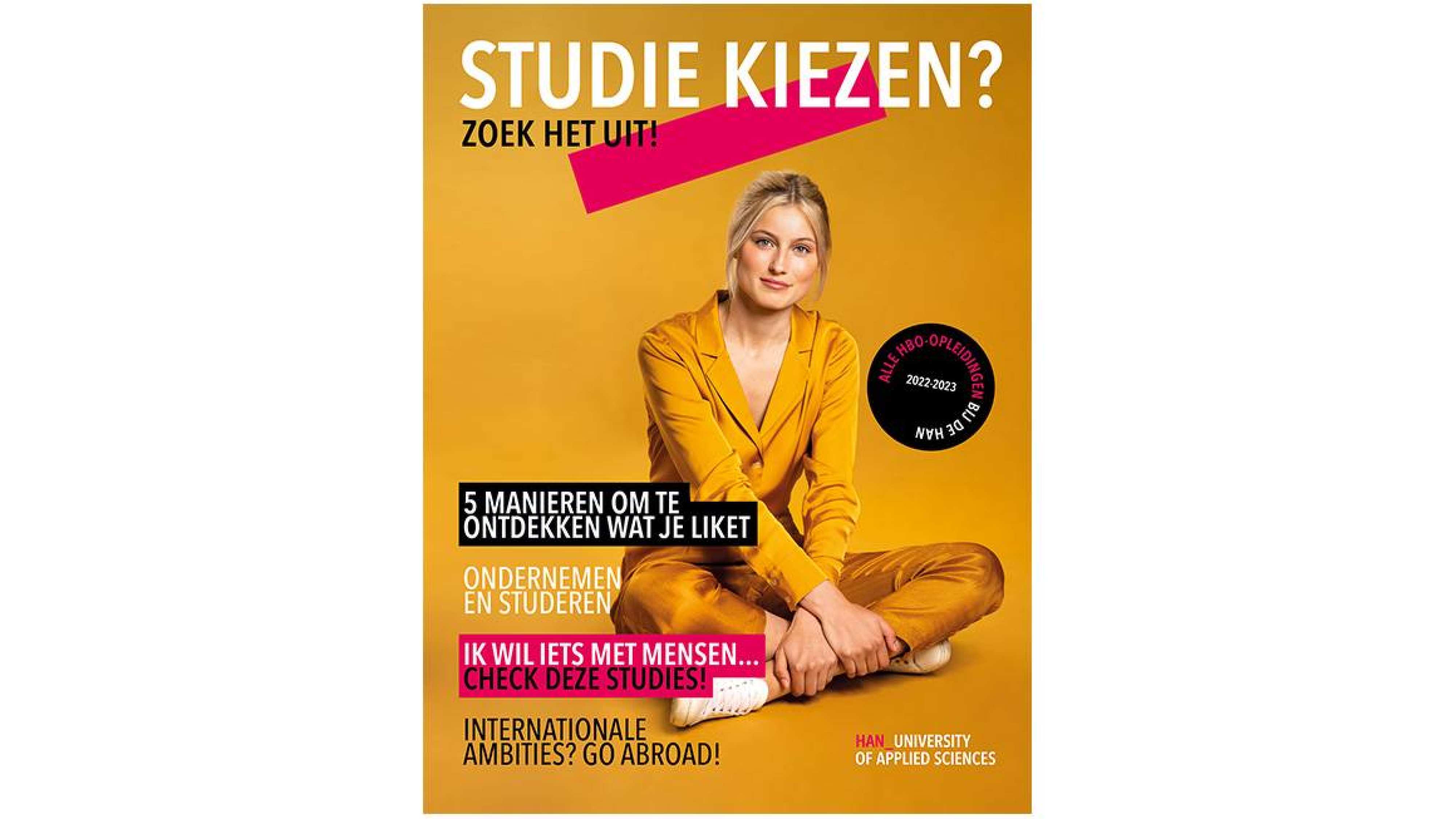 301454 De cover van studiekeuzemagazine Zoek het uit 2021 met witruimte eromheen voor han.nl
