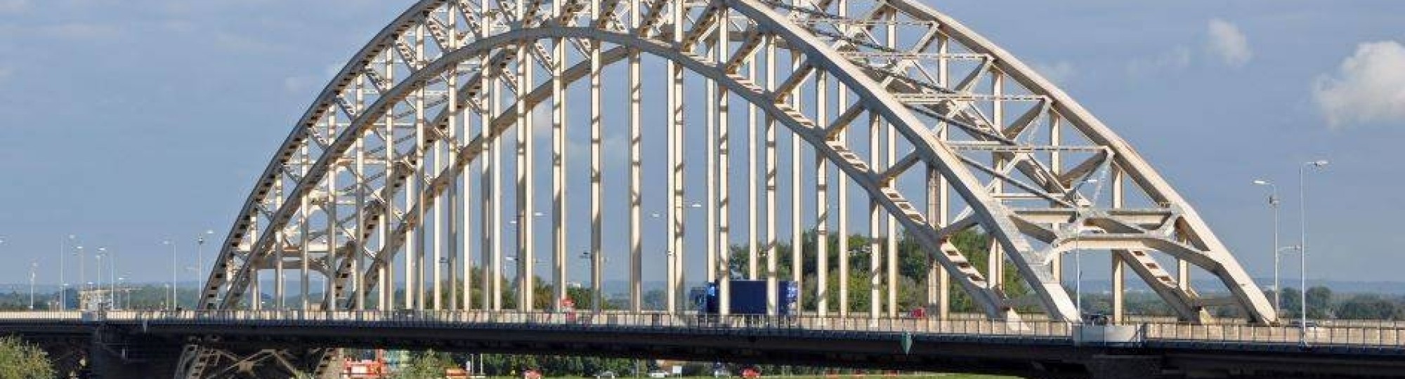 Verpleegkundig Congres Over de bogen van de Waalbrug Nijmegen