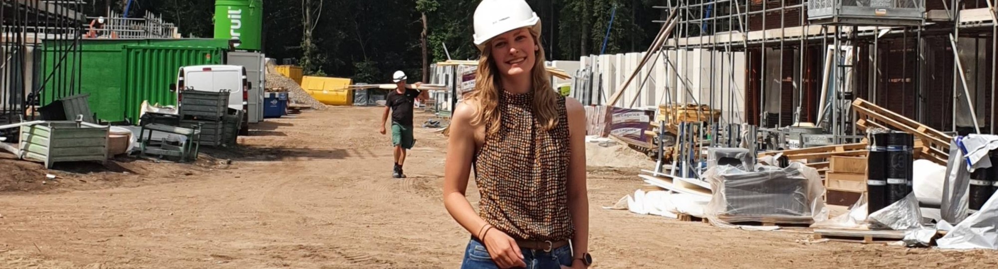 Lianne Kuijper op de bouwplaats