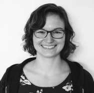 Portretfoto Manon van Zanten onderzoeker academie educatie bij ixperium leren met ict