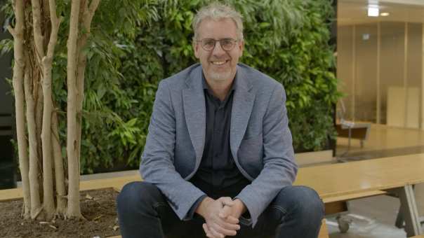 Portretfoto van lector Joost van de Weijden van Windesheim, partner in het SPRONG-project All4talent