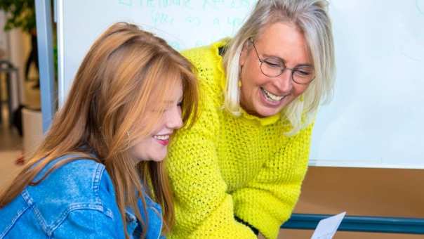 student en coach innovation in gesprek
