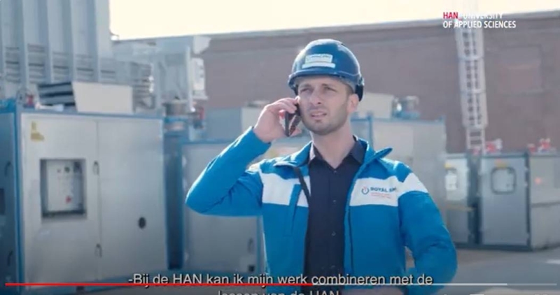 Bashar Aljanar aan het werk
