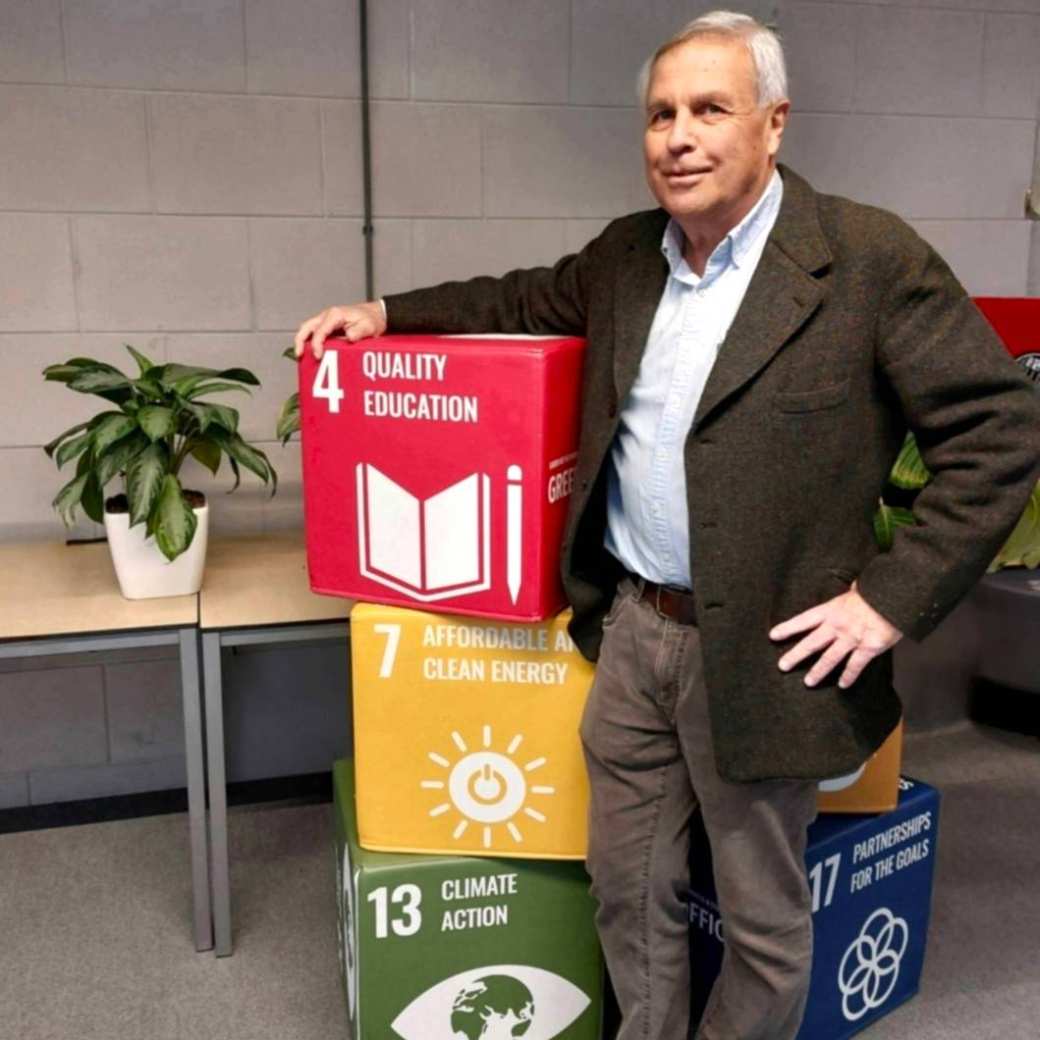 Docent Maste Circulaire Economie tijdens zijn afscheid van de HAN.