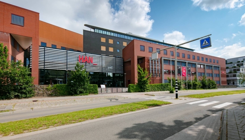 Nijmegen, Kappitelweg 33, volledig gebouw, straatkant