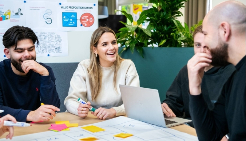 Ondernemerschap & Retail Management studenten in gesprek 2