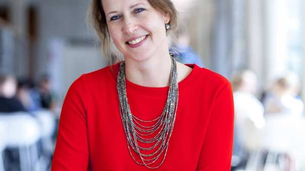 Portretfoto van lector Josje Dikkers van de HU, partner in het SPRONG-project All4talent