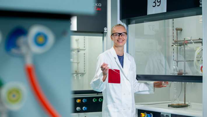 Julianne heeft als onderzoeker van HAN BioCentre meegewerkt aan een muggenproject van TropiQ