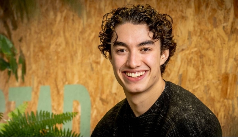 Paulino studeert Mechanical Engineering aan de HAN en heeft het bedrijf Gravity Gardens opgericht.