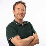 Portret van Maurice Custers, procescoördinator bij de Academie Financieel Management en Recht.