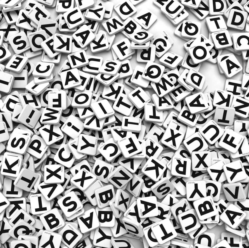 Allerlei letters van het spel scrabble