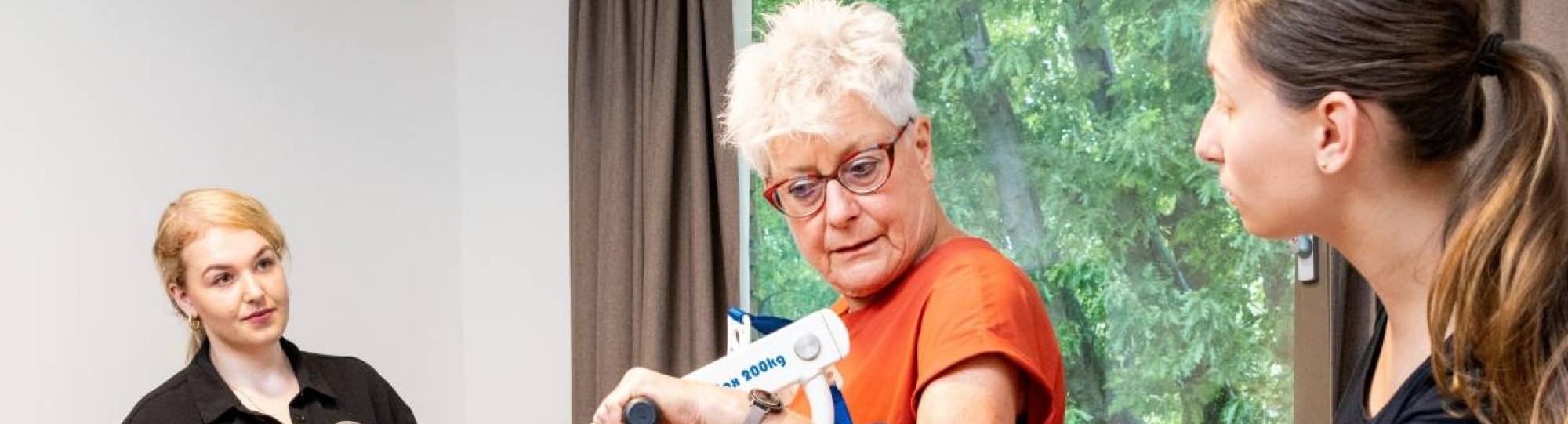 Fotoshoot vergaande samenwerking door HAN academie gezondheid en vitaliteit bij de Waalboog.