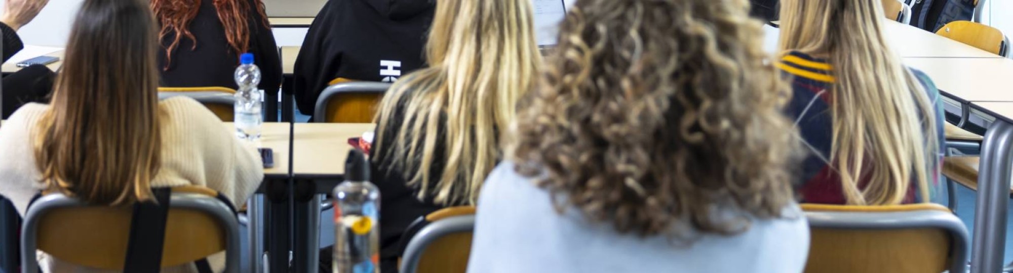 International Social Work, klas, college, 2 docenten, vrouw