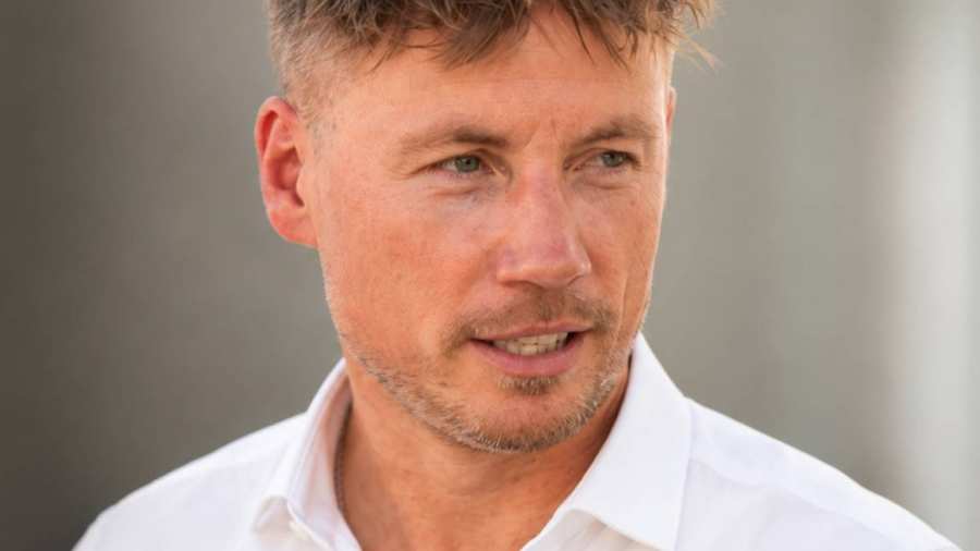Portretfoto van Jochem ten Böhmer (Innovatieregisseur AI)