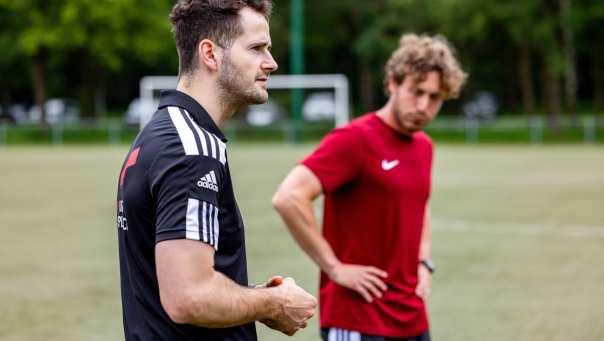 studenten alo deeltijd op sportveld Papendal