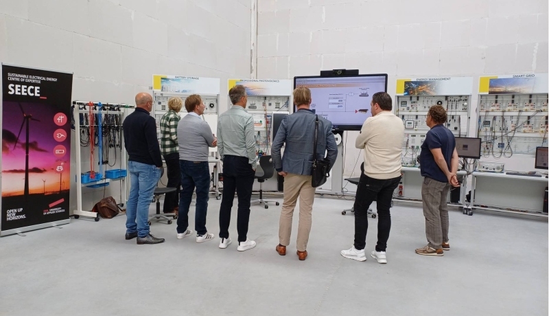 SEECE Energiecollege 2025, demonstratie Lucas Nulle Panelen in Nationaal Expertisecentrum Netcongestie.