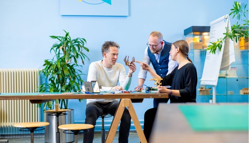 Studenten aan tafel
