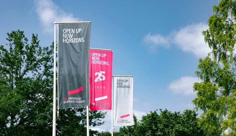 baniervlaggen, trio, signing, branding, trio rood zwart wit