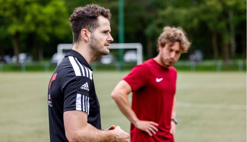 studenten alo deeltijd op sportveld Papendal
