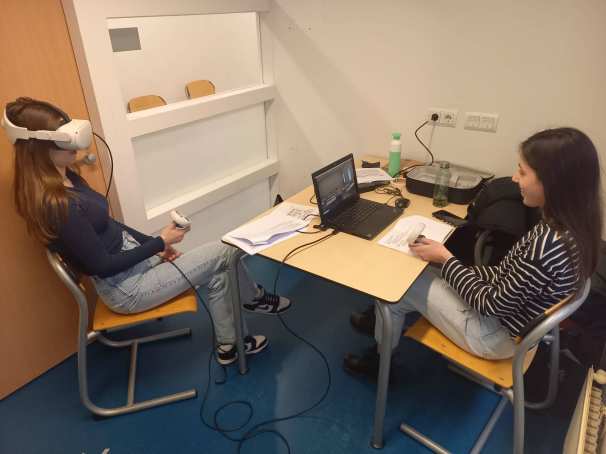 educatie_feedback-in-vr-studenten-janne-hannah-zitten_2025
Batch
