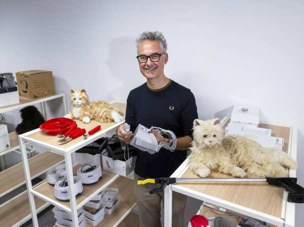 Technologie moet zorgmedewerkers helpen en het werk leuker maken. Daar gaat Rudie, de nieuwe practor Tech@doptie, aan werken samen met studenten en docenten