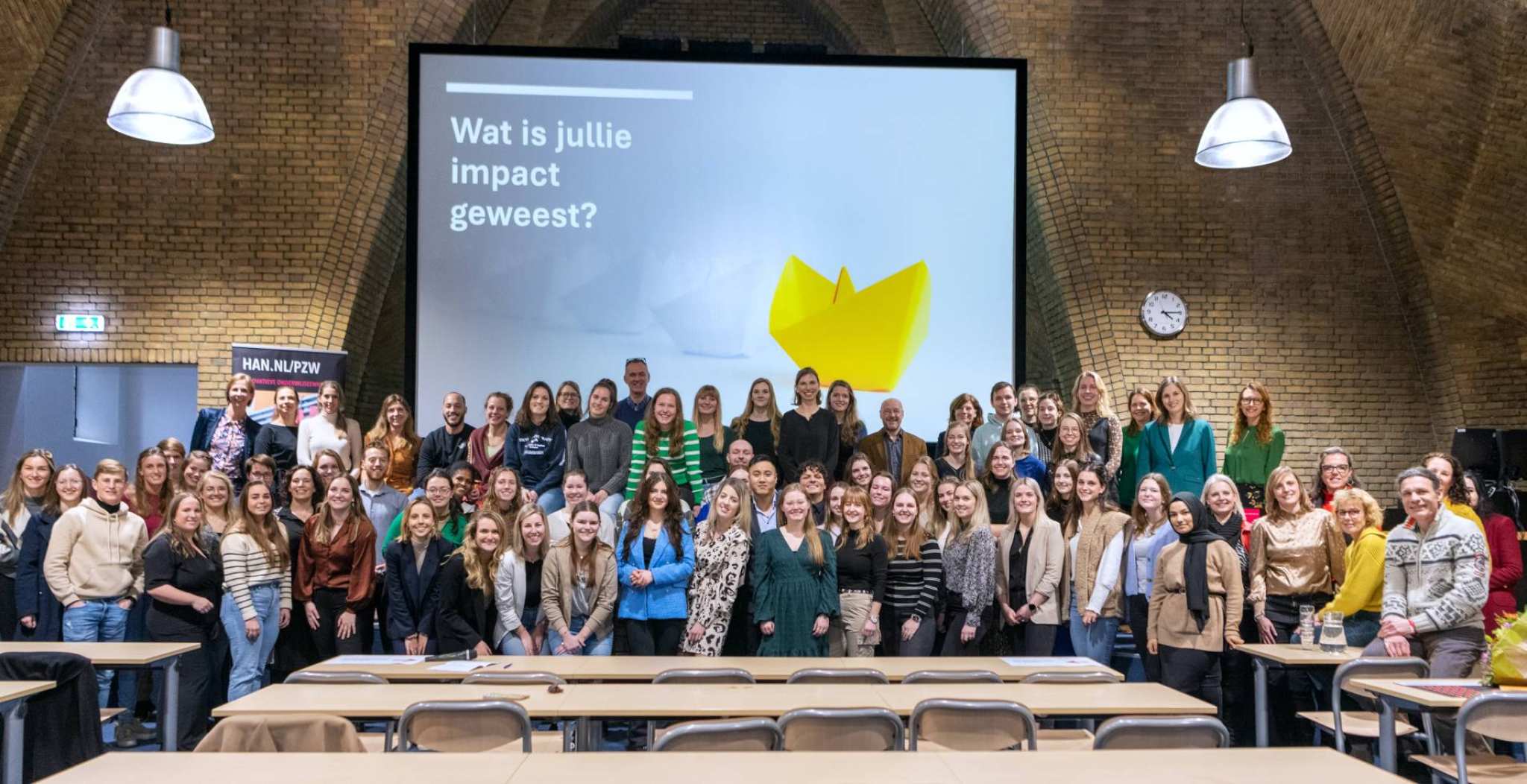 De hele groep PZW'ers van de eerste lichting.
