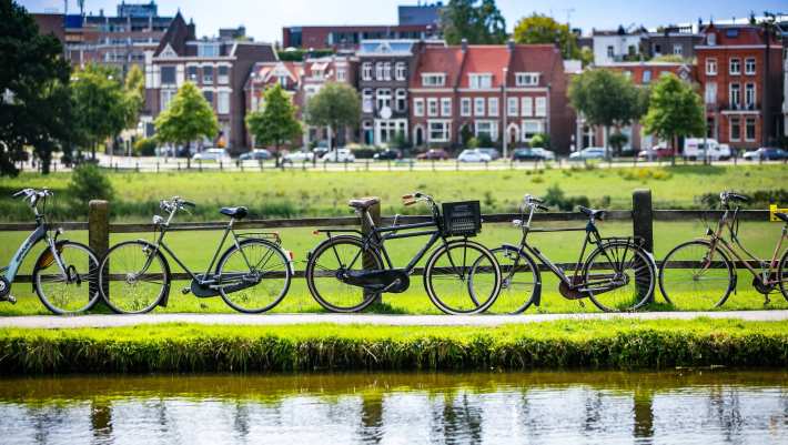 Arnhem fietsen bij het water