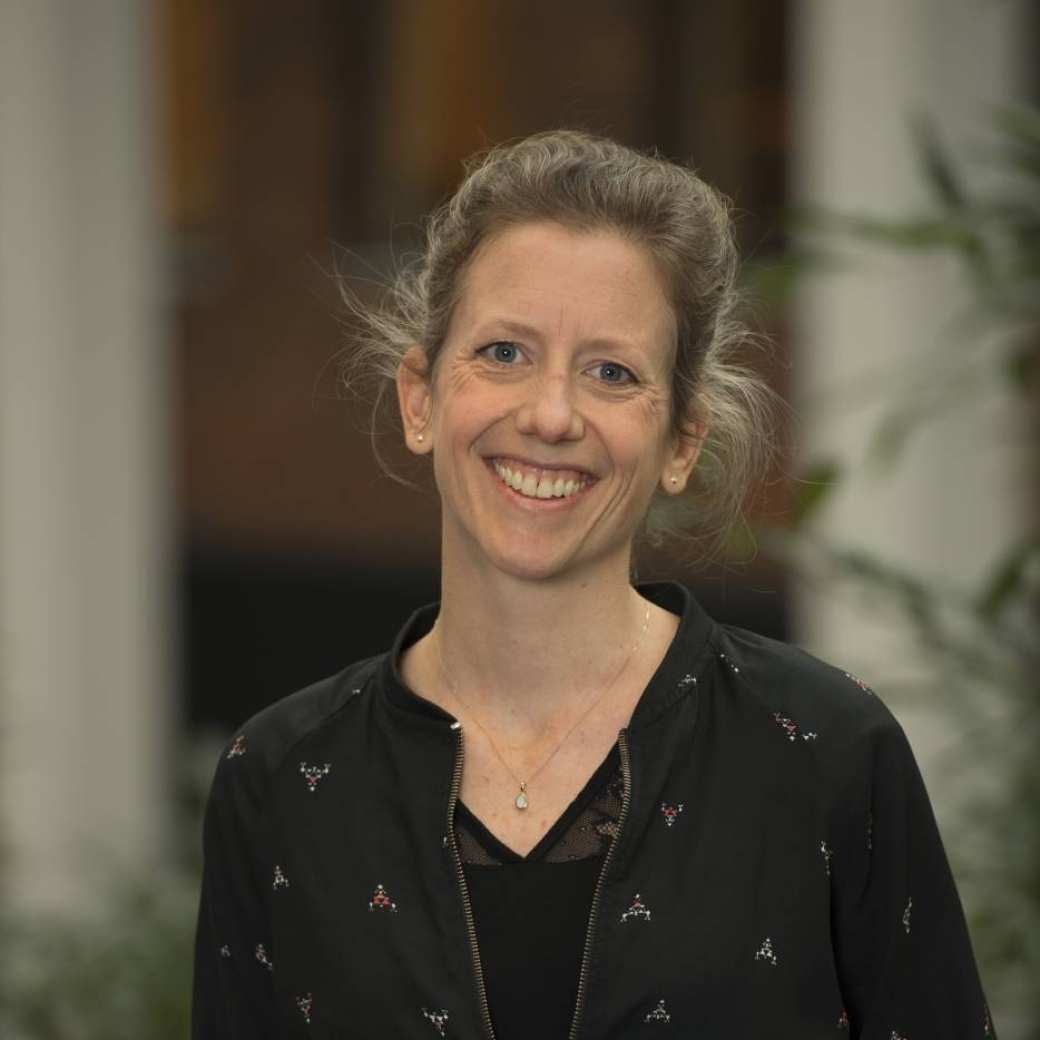 Portret Dinja van der Veen