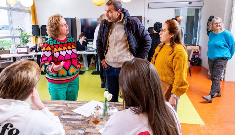 Labs en Werkplaats Nijmegen wijk Lindenholt-studenten-professionals en burgers aan het werk