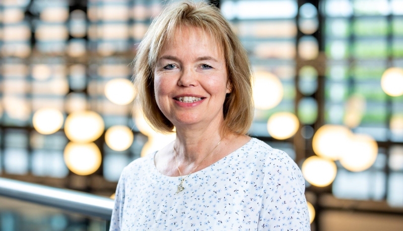 Portretfoto Sandra Jellema voor website Centre of Expertise Sneller Herstel