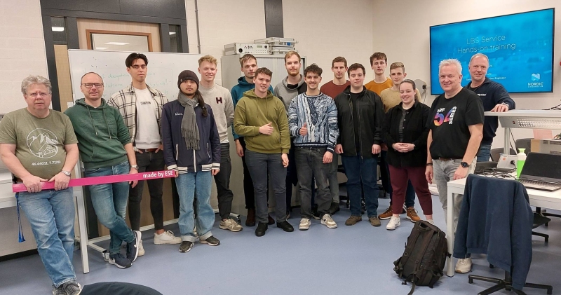 HAN-studenten Embedded Systems (ESE) hebben een onvergetelijke workshop Zephyr van Nordic gevolgd