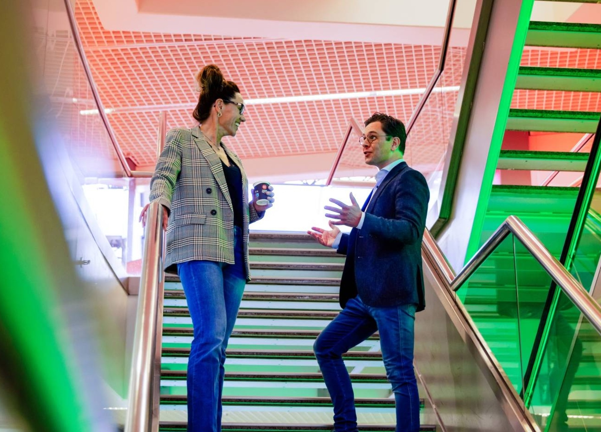 Post-hbo Bedrijfskunde, praten, pauze, trap, Ruitenberglaan 31, 2022