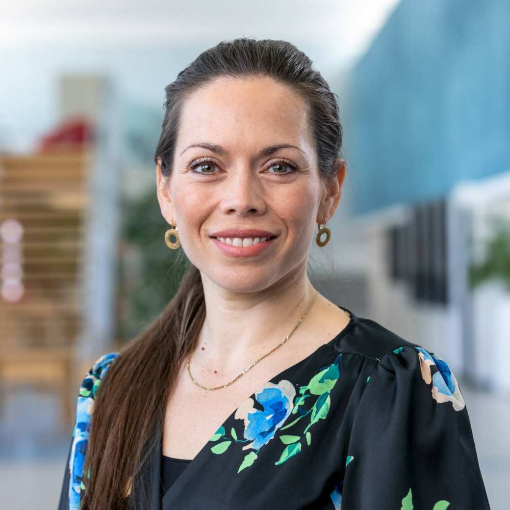 Portretfoto van Amber Oomen