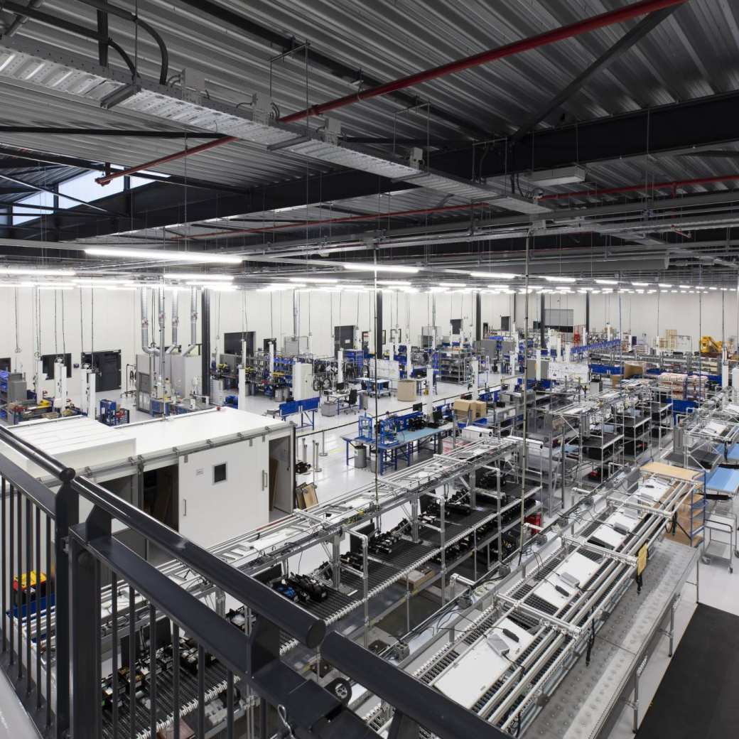 De HAN lanceert eind juni de Technohub Digital Twin, samen met een aantal bedrijven en het Graafschapcollege. Weergave van productiehal Varex te Doetichem.