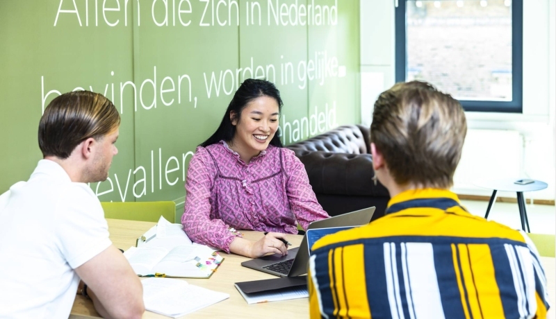 Studenten aan het studeren