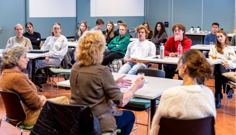 Labs en Werkplaats Nijmegen Noord -studenten-professionals en burgers aan het werk