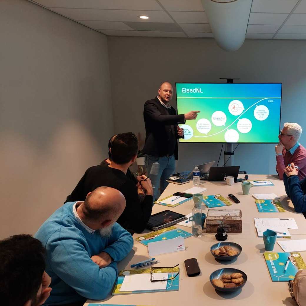 Presentatie over ElaadNL.