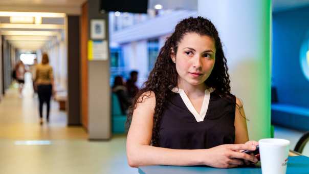 Post-hbo Bedrijfskunde, studeren, gang, koffie, pauze, Ruitenberglaan 31, 2022