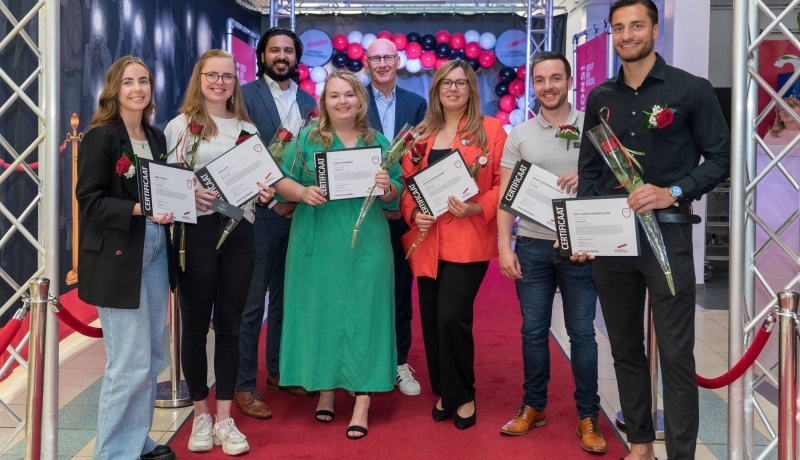 uitreiking van de eerste microcredentials bij de HAN, bij de Academie Business en Communicatie