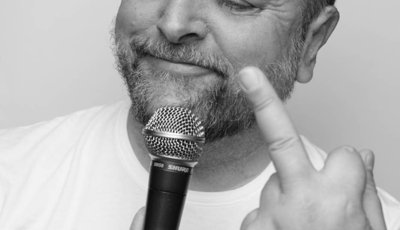 Arie Koomen voor de theatervoorstelling van het Campustheater.