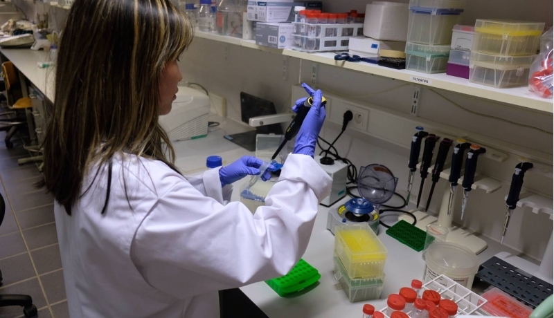 Life Sciences-student Jasmijn Hazelaar loopt stage in Leuven
