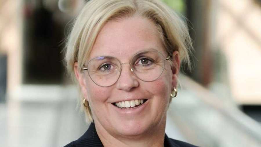 Portretfoto van Jacqueline Gommans