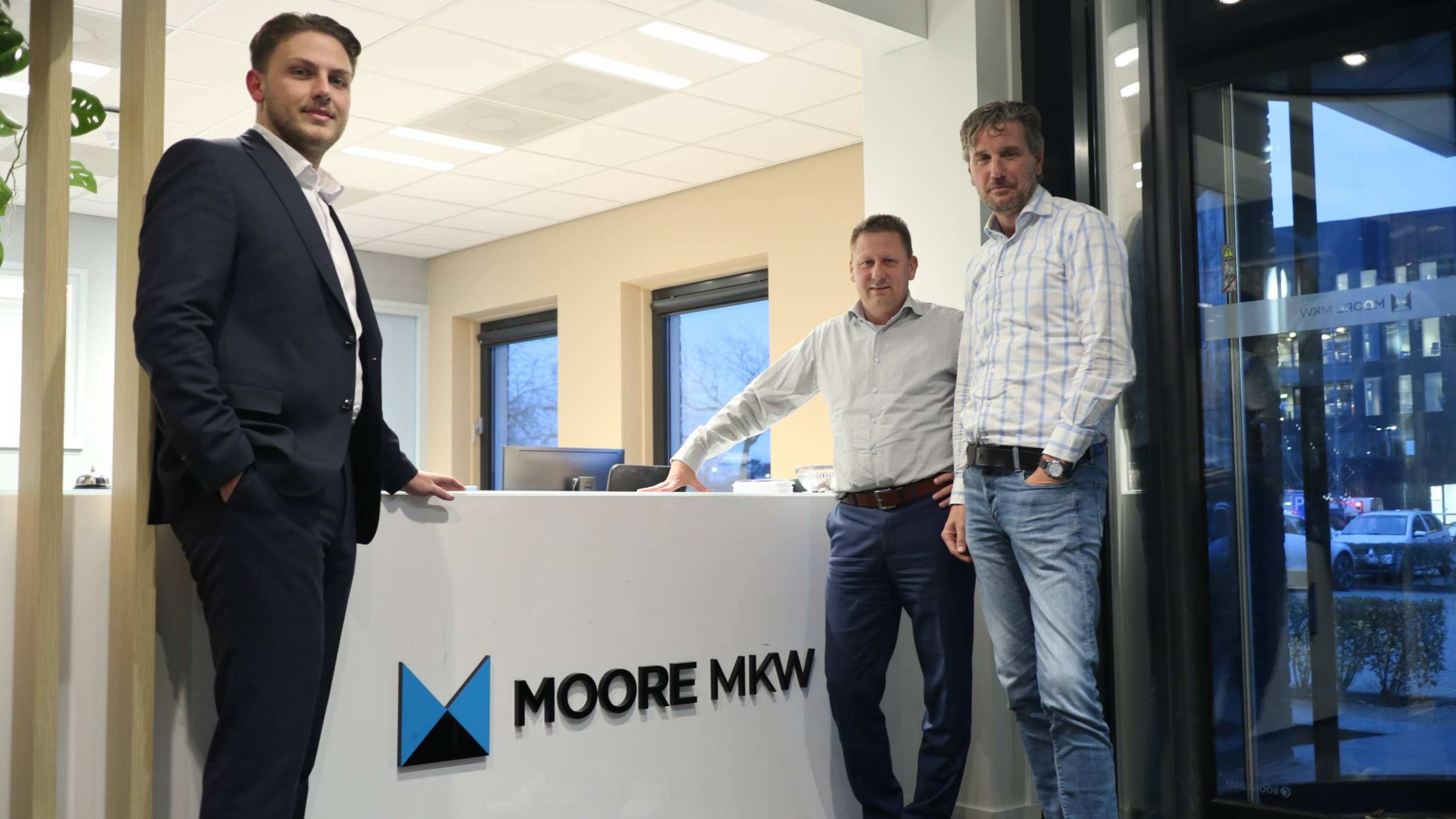 Brian en Alexander van Moore MKW en Fred van de HAN op locatie mij Moore MKW in Doetinchem.