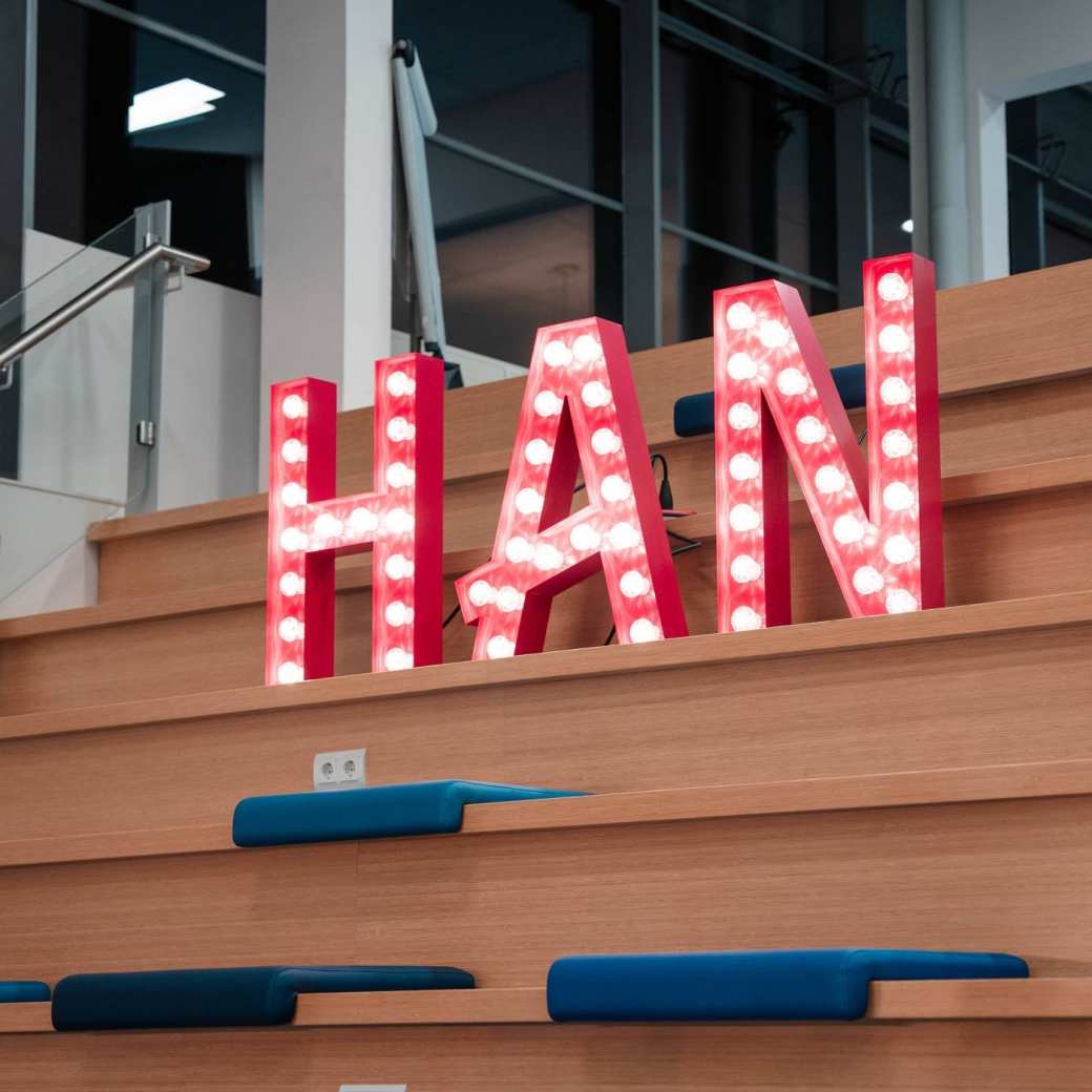 Foto's Open Avond maart voor de deeltijd studies. De sfeer op de HAN in Arnhem. 
