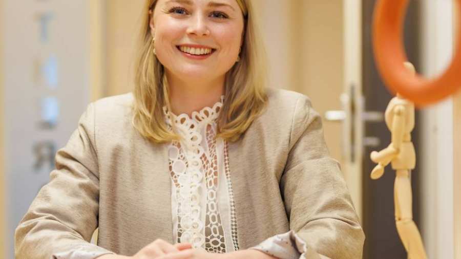 Portret Jana Maria Veelenturf 2025 Master Neurorevalidatie en Innovatie APS